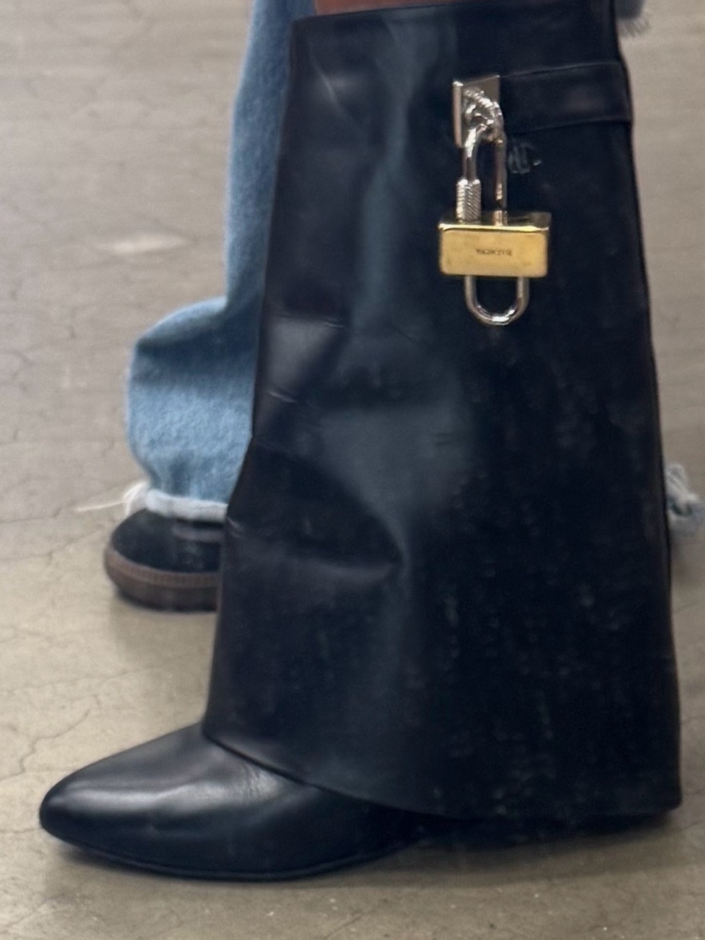 Givenchy Shark boots Women's ankle boots - Picture 2 of 8